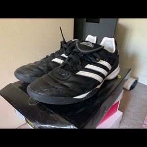 Adidas women’s indoor soccer shoes